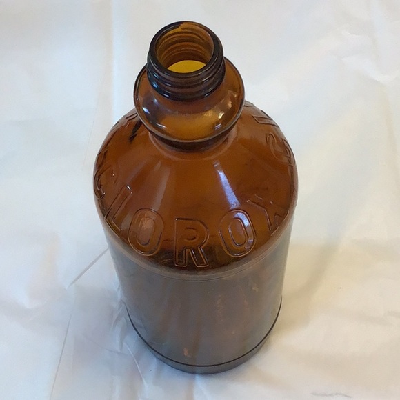 Vintage Clorox bottle excellent, some dirt from Appalachian Mountains no chips - Picture 2 of 7